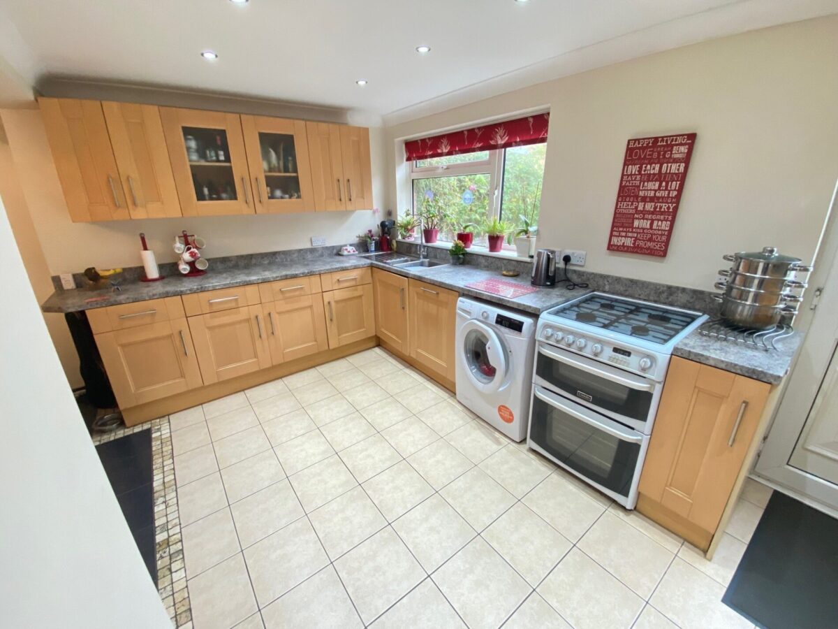 Montfort Road, Whitenap, Romsey SO51 5SL