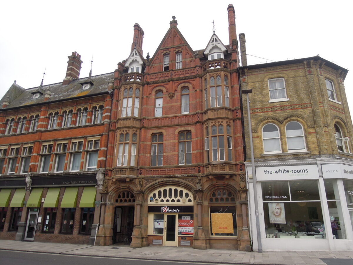 Holyrood Chambers, High Street, Southampton so14 2aa