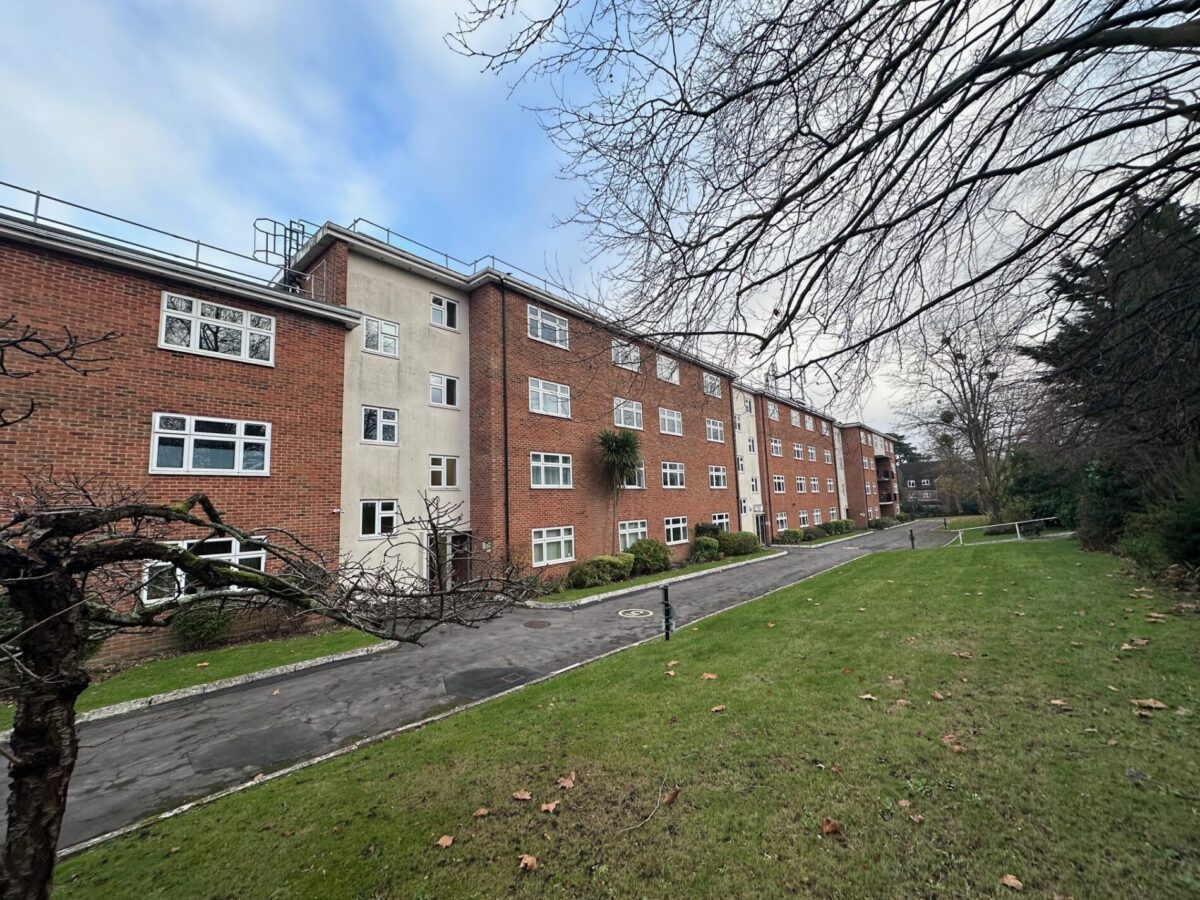 Bassett Court, Bassett Avenue, Bassett, Southampton SO16 7DR