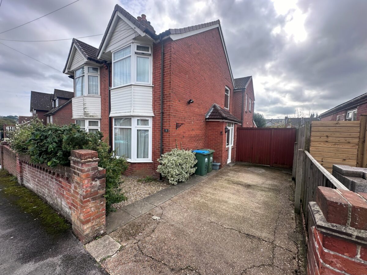 Kitchener Road, Southampton SO17 3SF